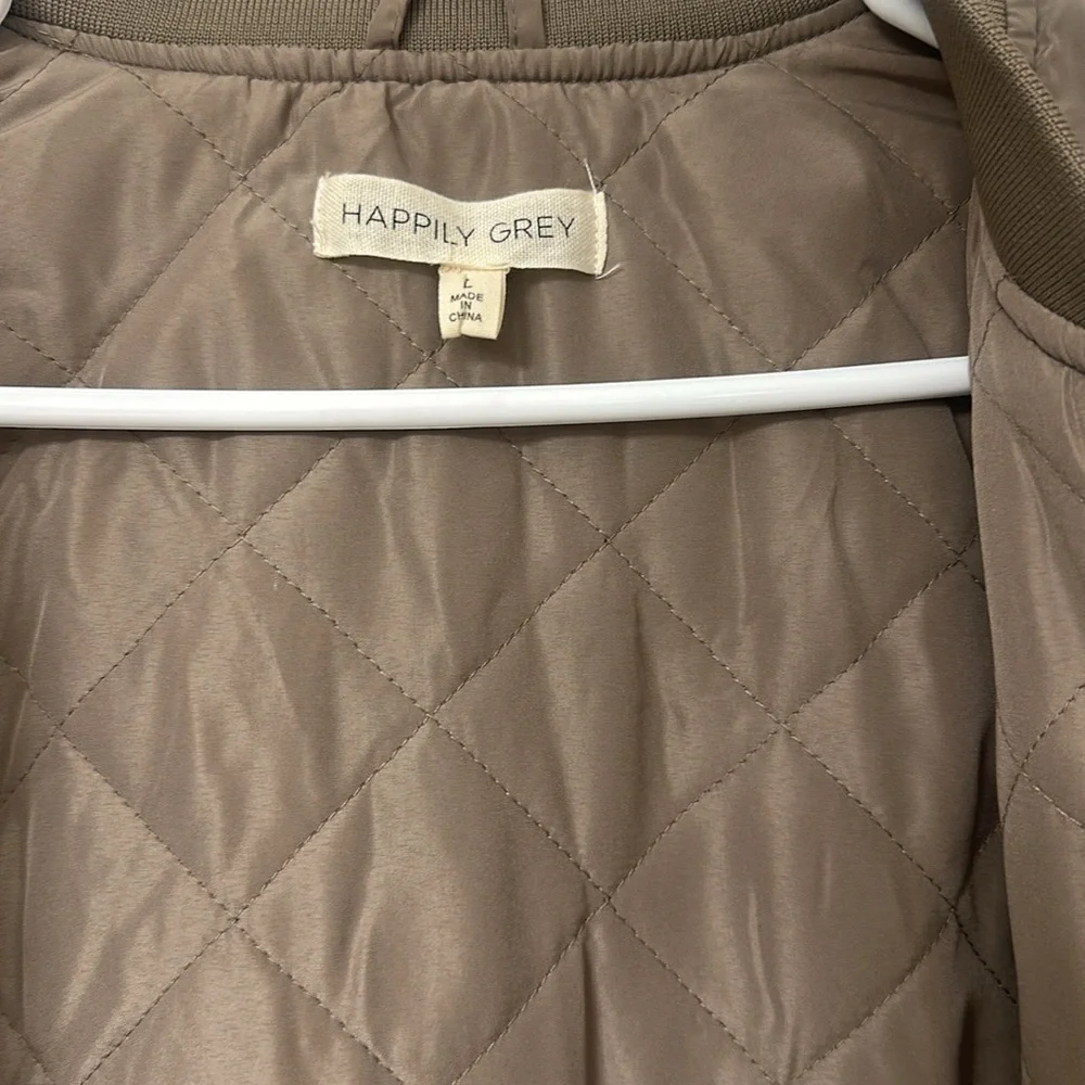 Bomber jacket - Picture 2 of 4